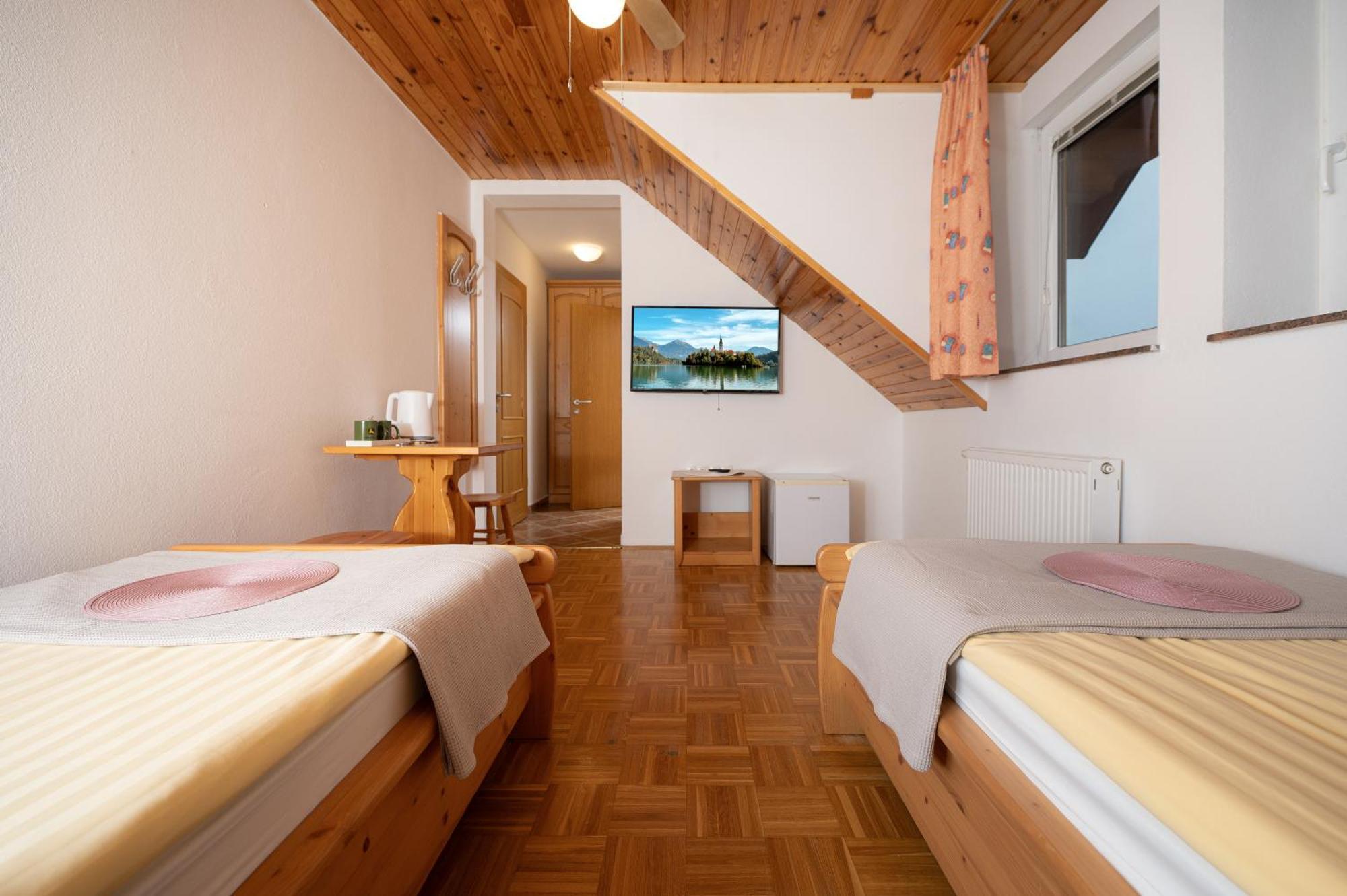 Rooms & Apartments Pr Matjon ブレッド エクステリア 写真