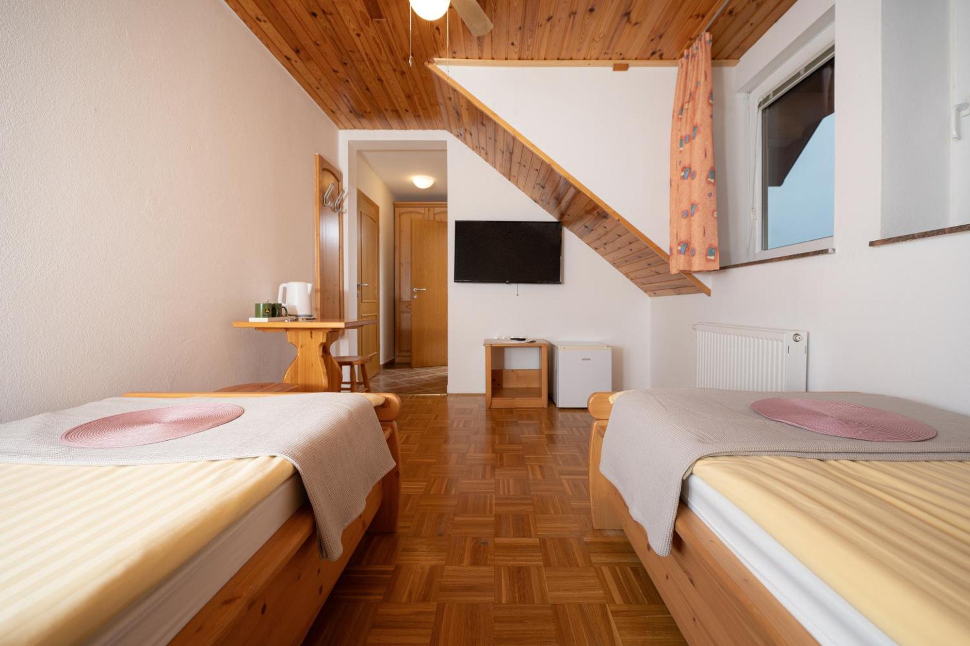 Rooms & Apartments Pr Matjon ブレッド エクステリア 写真